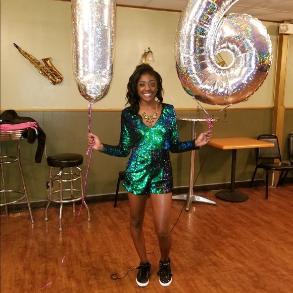 Romper - Picture 4 of 4